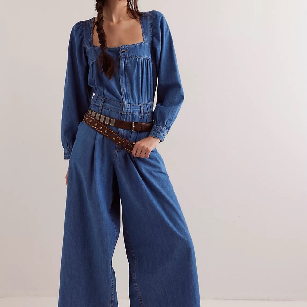 Free People- we the free clara denim jumpsuit size xs